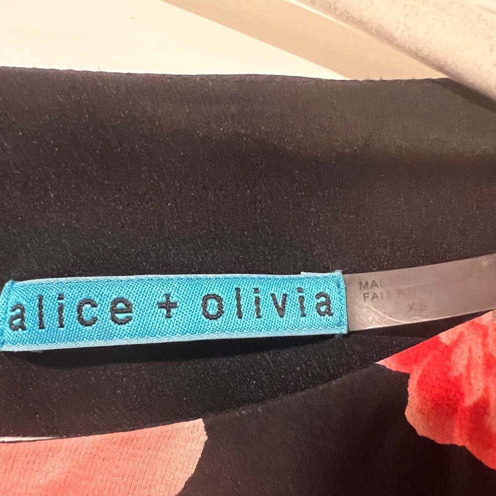 Alice and Olivia blouse - Picture 3 of 3
